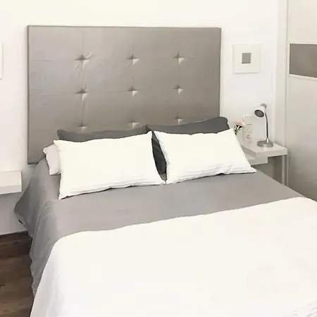 Charming House + + Garden Chiclana de la Frontera